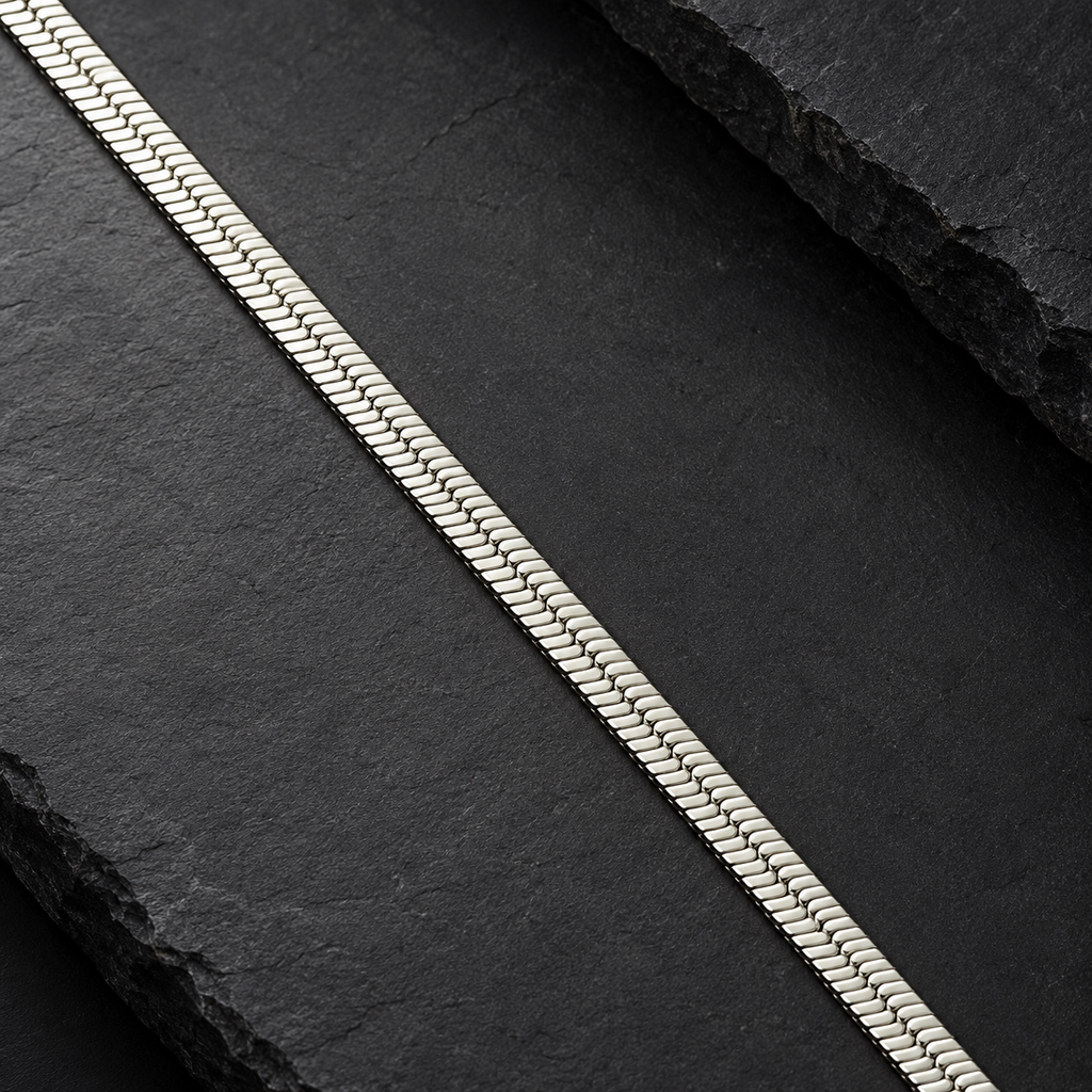 Flat Herringbone Snake Chain Silver Necklace with Lobster Clasp, Chains product image 4 [product-intake-media:c0ad03fb-d7c8-48c8-84b7-7c48314d441d]