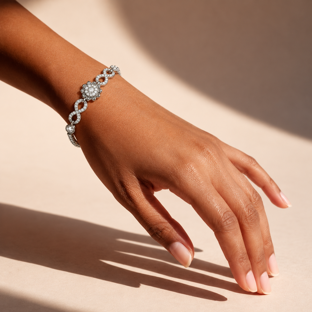 Infinity Bloom Elegant Silver adjustable bracelet product image 4 [product-intake-media:bb5f65b6-7d16-4fec-ad26-3552cb169298]