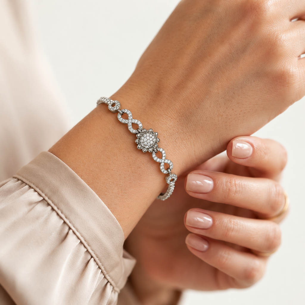 Infinity Bloom Elegant Silver adjustable bracelet product image 6 [product-intake-media:c2a1719c-60ea-4230-99a1-8632128fdc31]