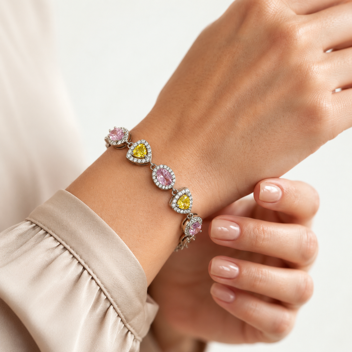 Sparkling CZ stone slider/ adjustable Silver bracelet product image 7 [product-intake-media:65a60ee6-788c-4a2d-93e5-8d40366b1a11]