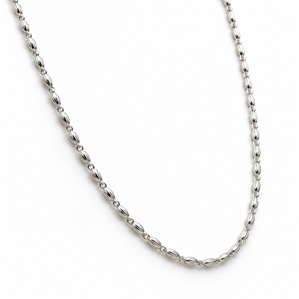 Sterling Silver Fluted Oval Bead Link Chain Necklace with Lobster Clasp product image 9 [product-intake-media:5900cd33-3c4f-4a59-9ee6-132aa80199ae]