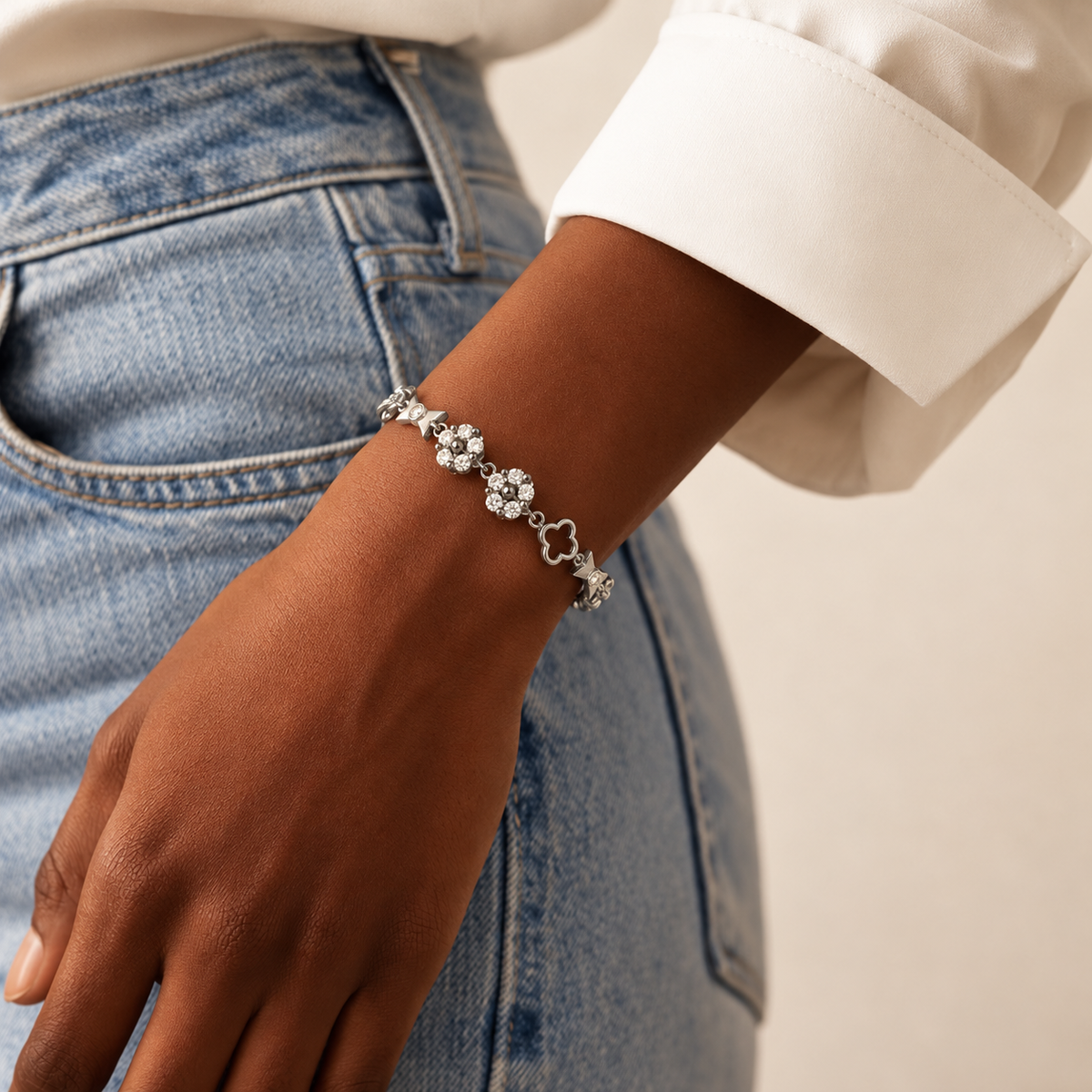 Silver crystal clover adjustable bracelet product image 10 [product-intake-media:23895a28-252a-43f2-89d3-e93e79264223]