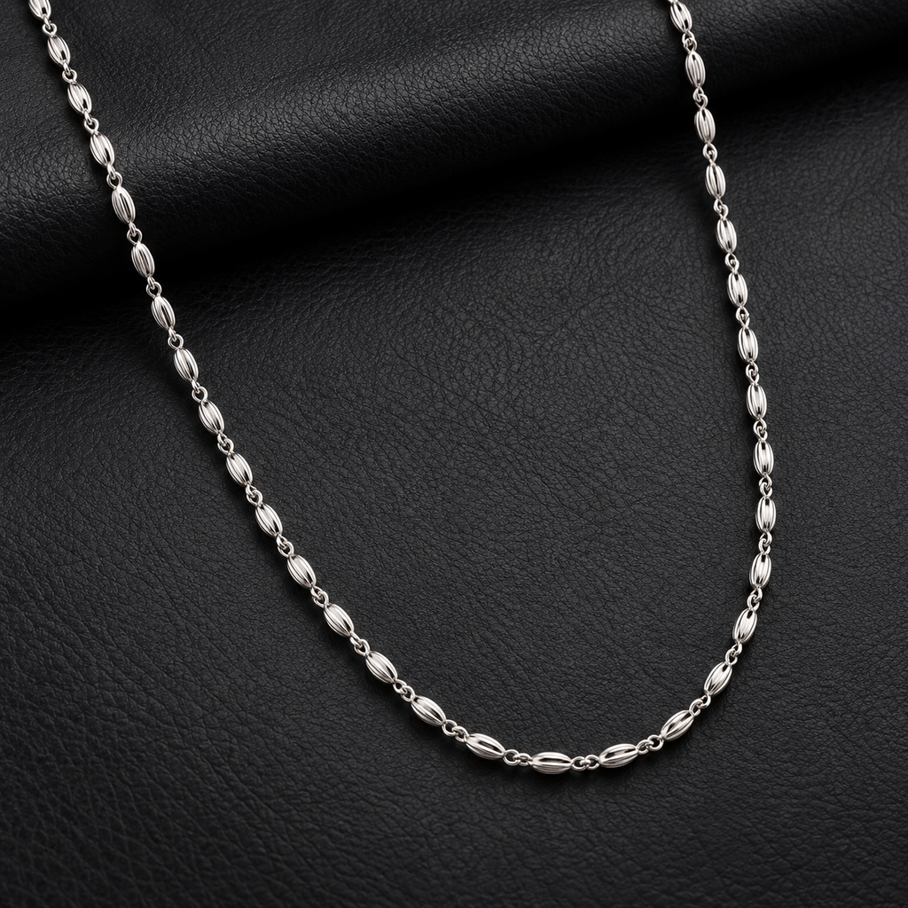 Sterling Silver Fluted Oval Bead Link Chain Necklace with Lobster Clasp product image 10 [product-intake-media:8aca4286-ff51-4bde-951a-e9ac3855ed63]