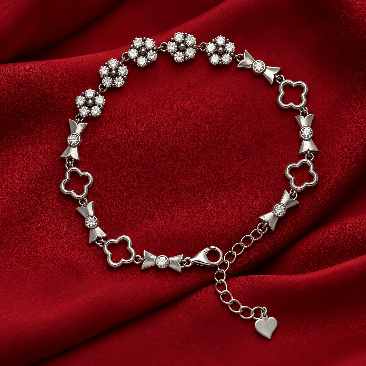 Silver crystal clover adjustable bracelet product image 14 [product-intake-media:6e59c69e-af56-42c2-8101-f1f10a92d6fa]