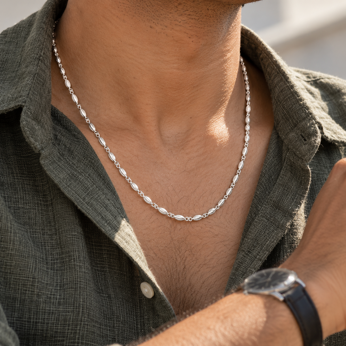 Sterling Silver Fluted Oval Bead Link Chain Necklace with Lobster Clasp product image 27 [product-intake-media:6811b2af-c9e8-4944-ad71-3e1a0348d7fb]