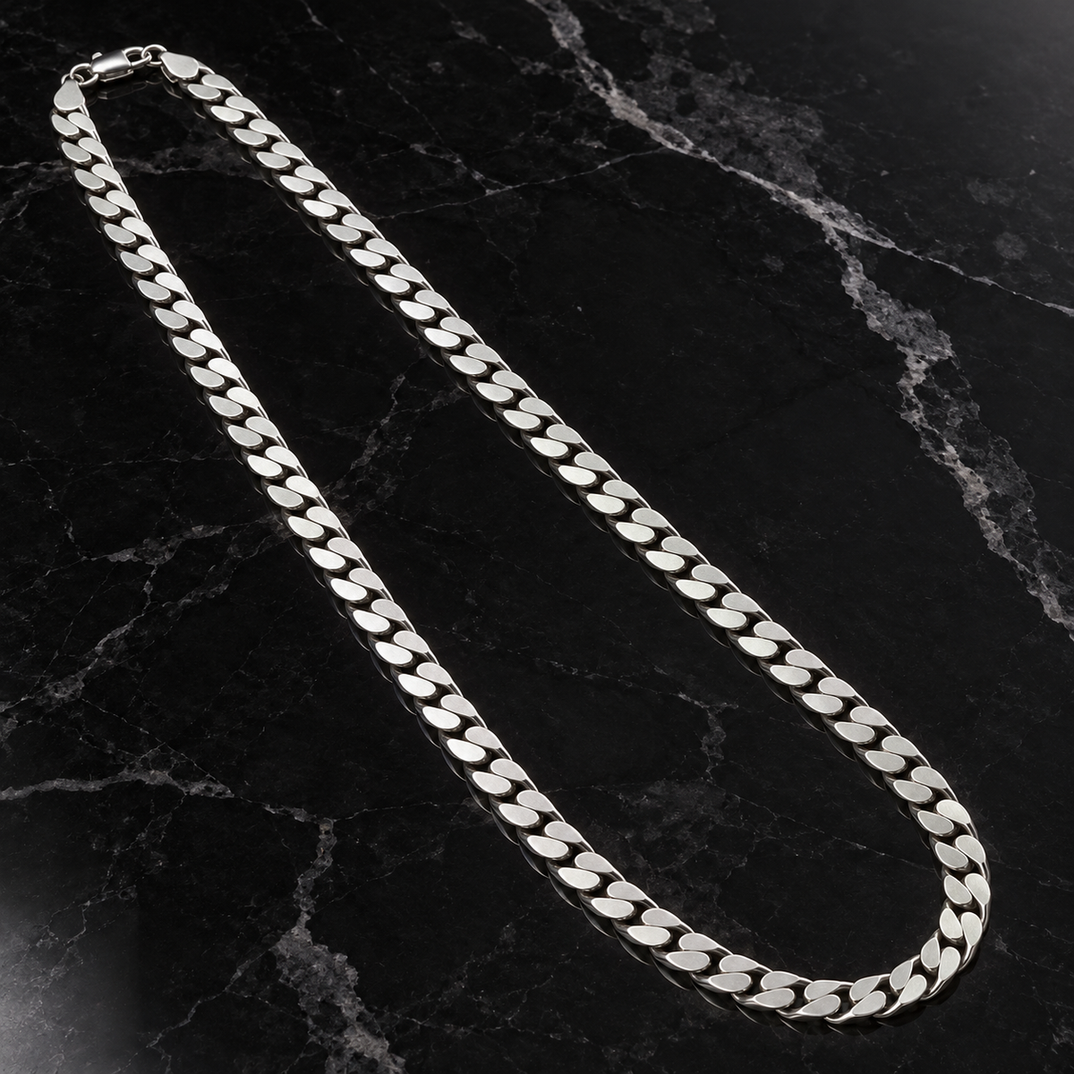 Silver Flat Curb Link Chains, 24 Inch, 4.5 mm product image 27 [product-intake-media:8840ad1b-bd38-4816-a4cd-3d0fb06f139d]