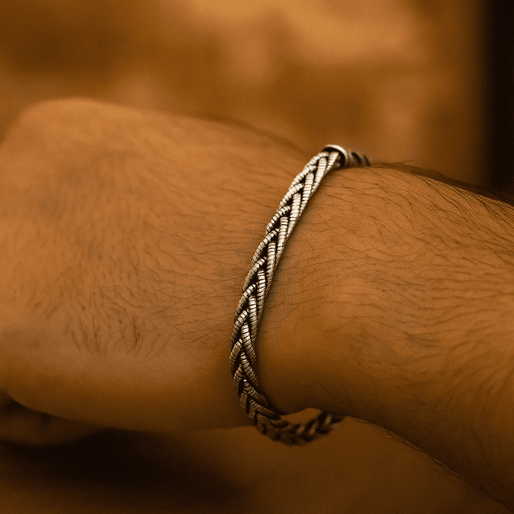 The 925 Sterling Silver Gravity Bracelet | Snake Chain - Celestora - India - Elegant - - Bracelet for Men, Boys, Gift for Men, Brother, Boyfriend, Husband