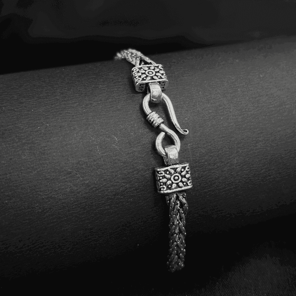 The 925 Sterling Silver Braided Bracelet - Celestora - India - Classic - - Bracelet for Men, Boys, Gift for Men, Brother, Boyfriend, Husband