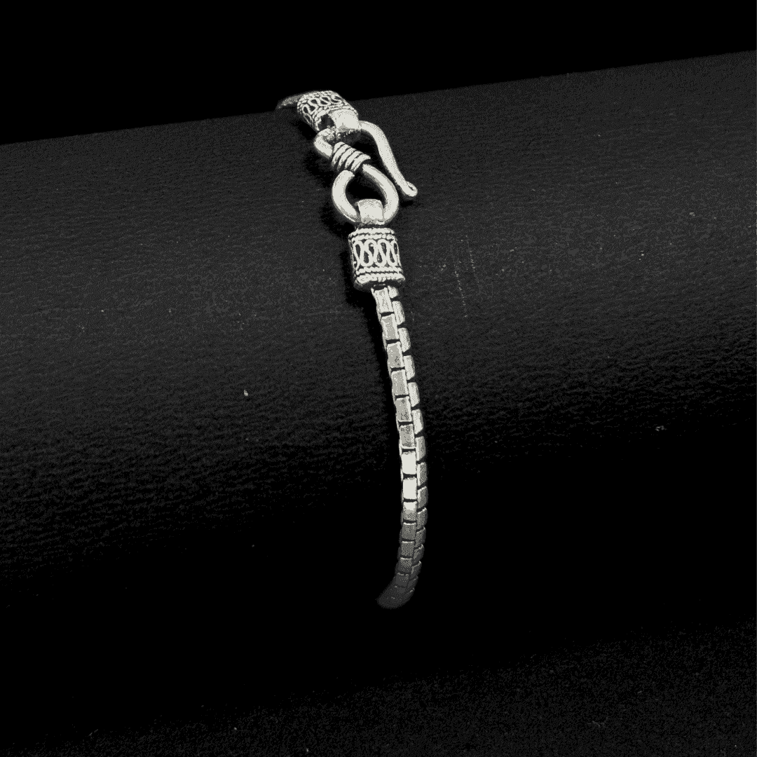 The 925 Sterling Silver Signature Bracelet - Celestora - India - Infinity | 8 inches - - Bracelet for Men, Boys, Gift for Men, Brother, Boyfriend, Husband