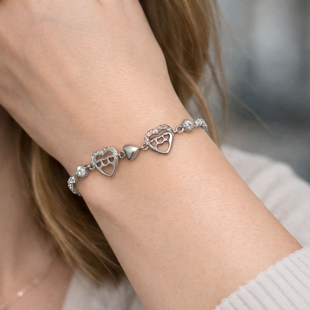 Elegant Silver Sparkling Heart Charm Bracelet