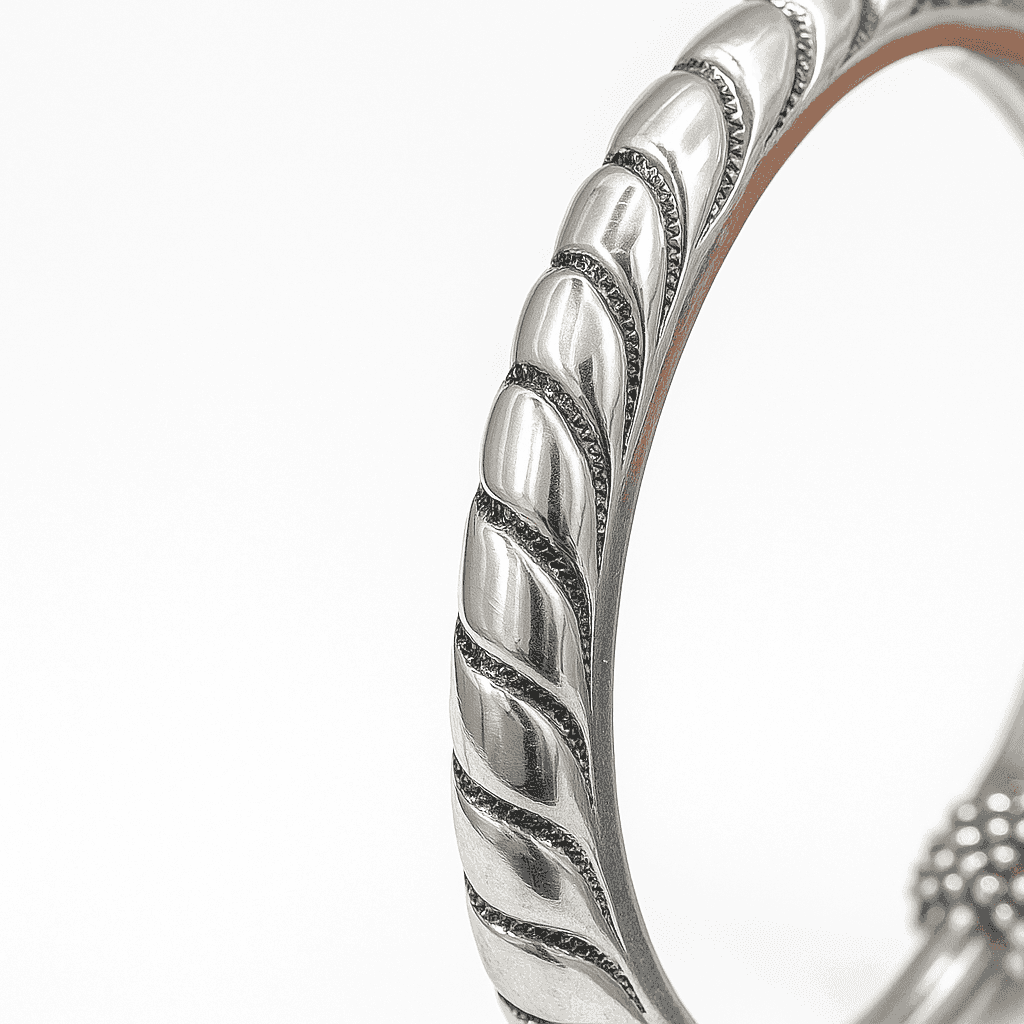 The 925 Sterling Silver Lion Cuff | Kada for Men - Celestora - India - Majestic - - Cuff / Kada for Men, Boys, Gift for Men, Brother, Boyfriend, Husband