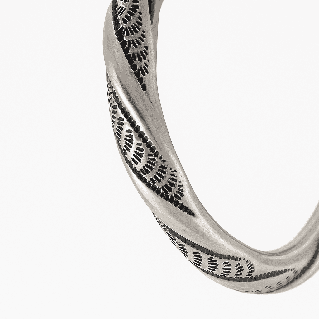 The 925 Sterling Silver Lion Cuff | Kada for Men - Celestora - India - Majestic - - Cuff / Kada for Men, Boys, Gift for Men, Brother, Boyfriend, Husband