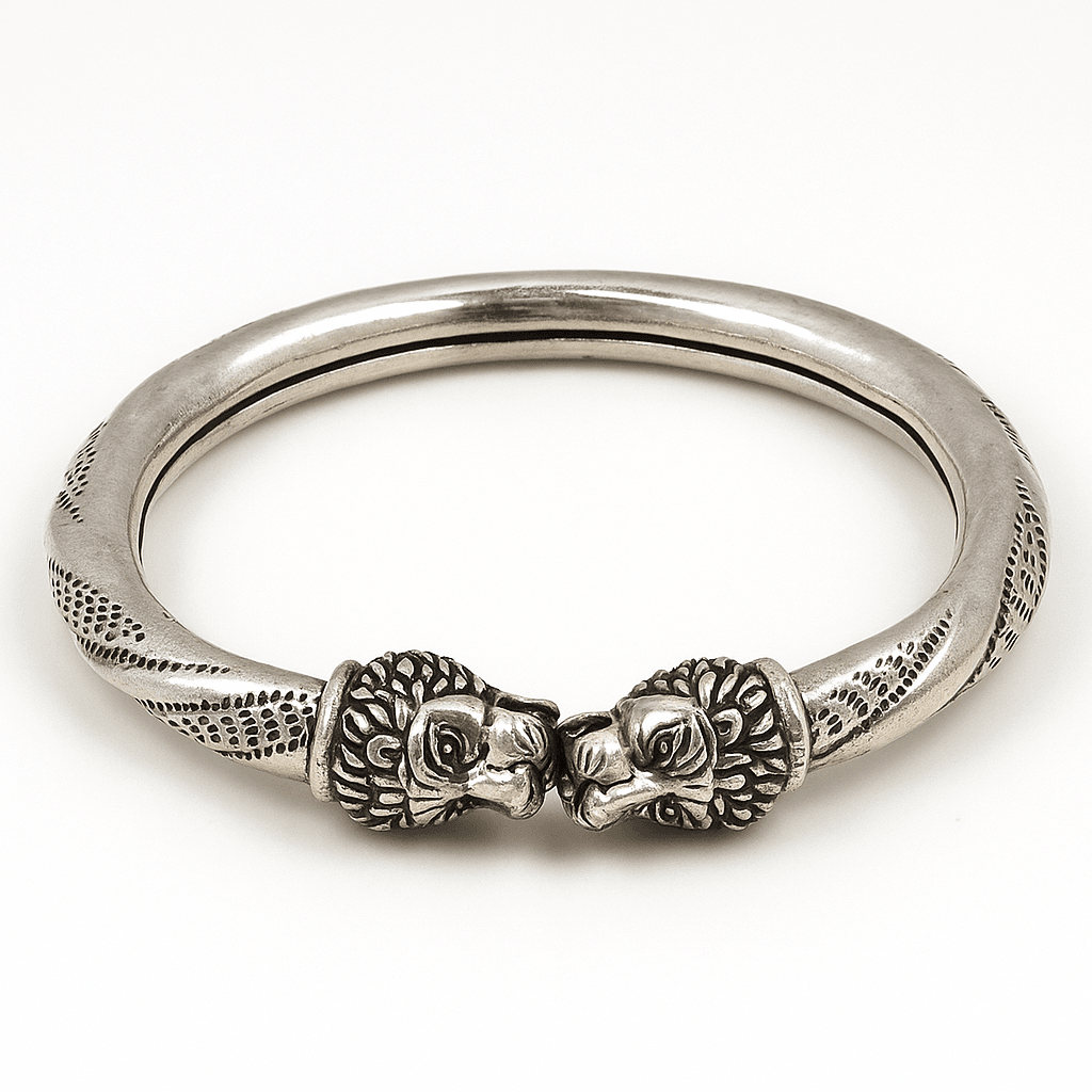 The 925 Sterling Silver Lion Cuff | Kada for Men - Celestora - India - - - Cuff / Kada for Men, Boys, Gift for Men, Brother, Boyfriend, Husband