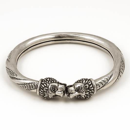 The 925 Sterling Silver Lion Cuff | Kada for Men - Celestora - India - - - Cuff / Kada for Men, Boys, Gift for Men, Brother, Boyfriend, Husband