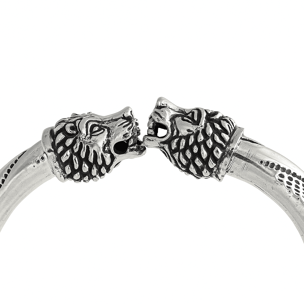 The 925 Sterling Silver Lion Cuff | Kada for Men - Celestora - India - - - Cuff / Kada for Men, Boys, Gift for Men, Brother, Boyfriend, Husband