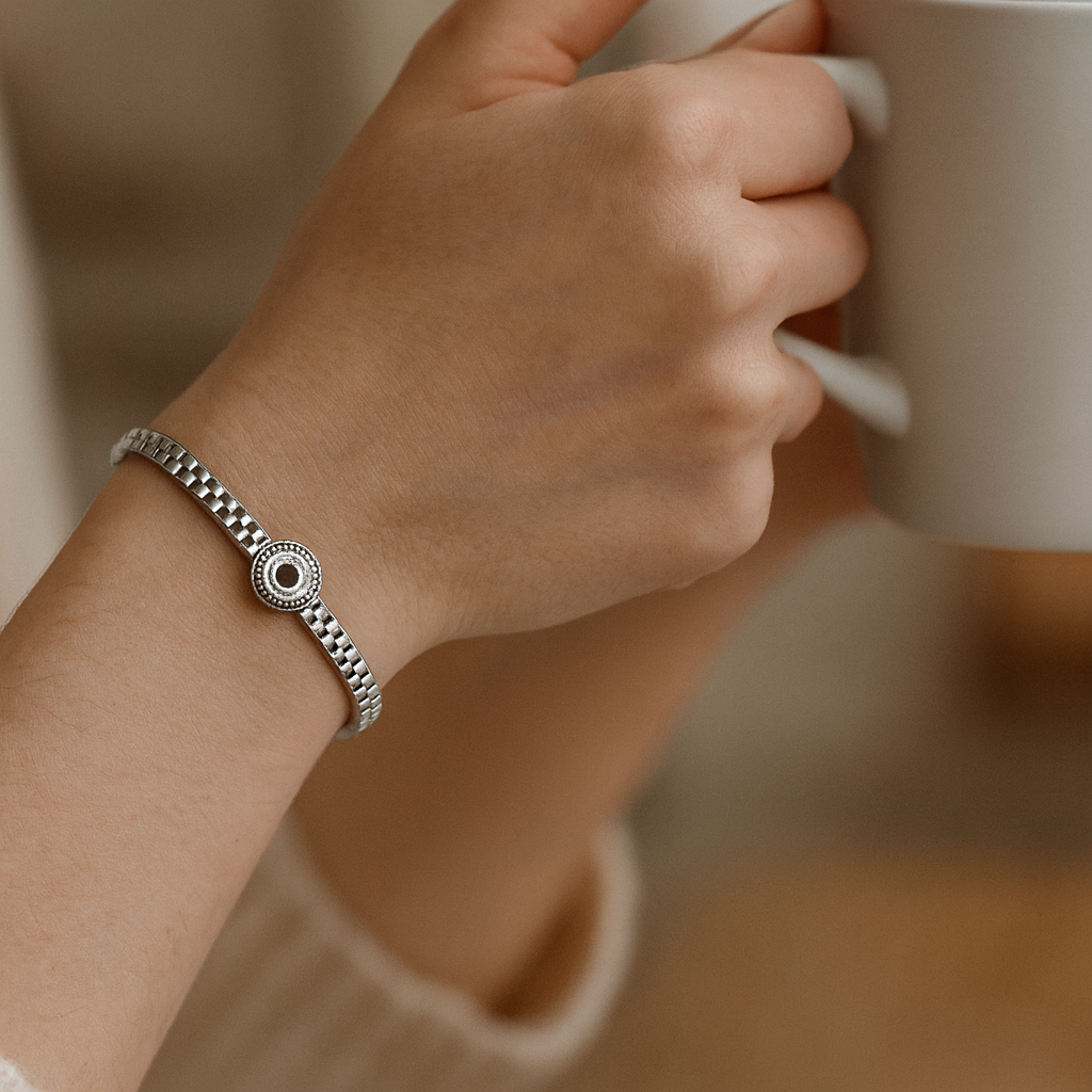 925 Sterling Silver Bliss Circle Bangle