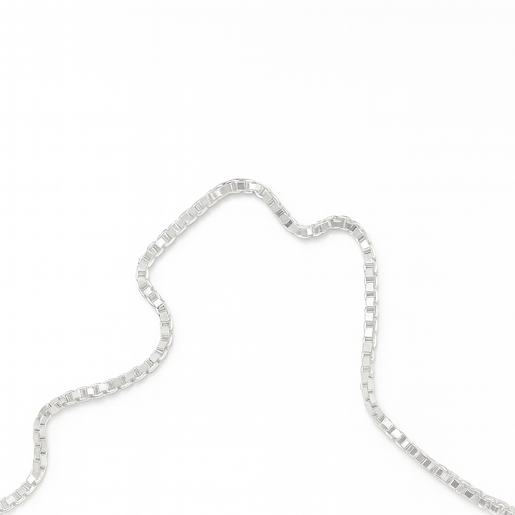 925 Sterling Silver Lightweight Box Chain (18 inches)