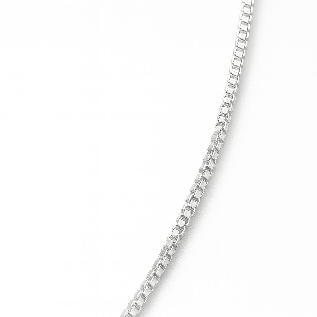 925 Sterling Silver Lightweight Box Chain (18 inches)