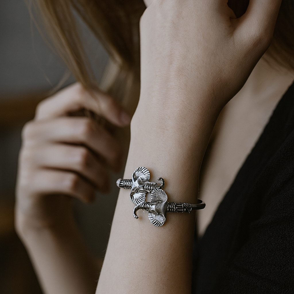 925 Sterling Silver Pretty Elephant-Bloom Bangle