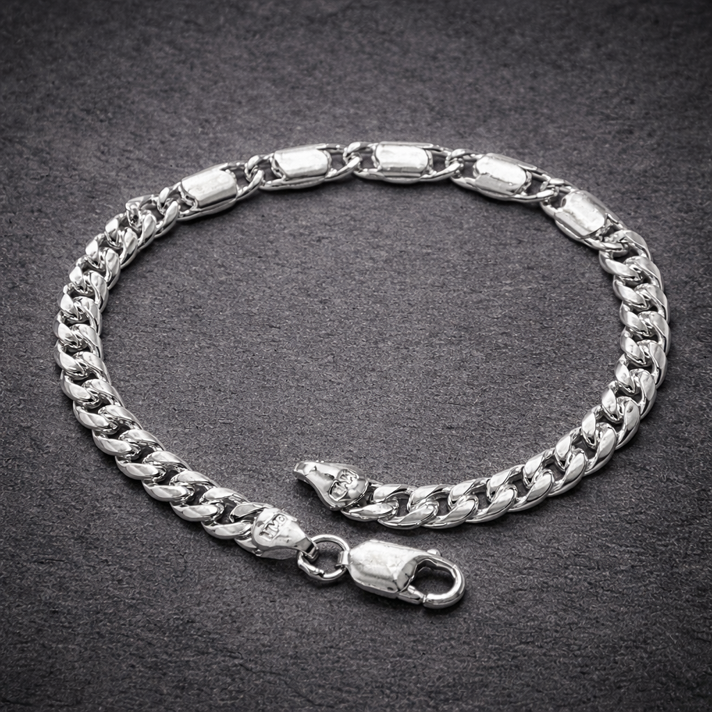 Elegant Men's Silver Curb and Bar Link Bracelet