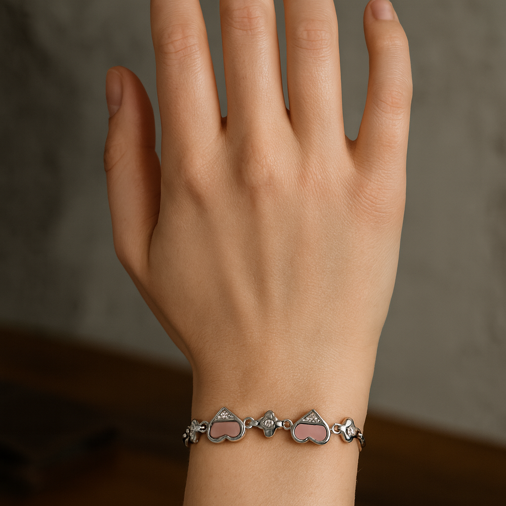 925 Sterling Silver Pretty Heart Bracelet
