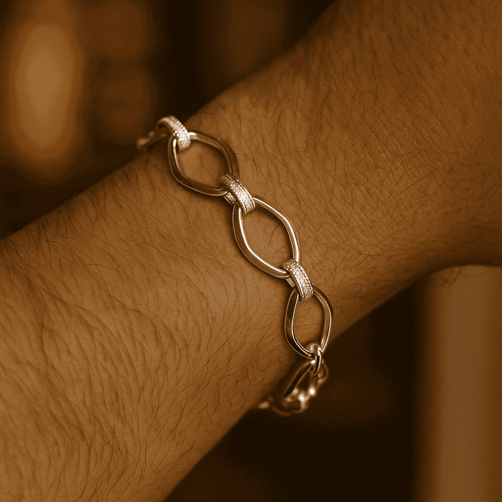 The 925 Sterling Silver Classic Loop Bracelet - Celestora - India - Oval Loop - - Bracelet for Men, Boys, Gift for Men, Brother, Boyfriend, Husband