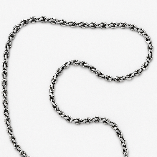The 925 Sterling Silver Strike Chain