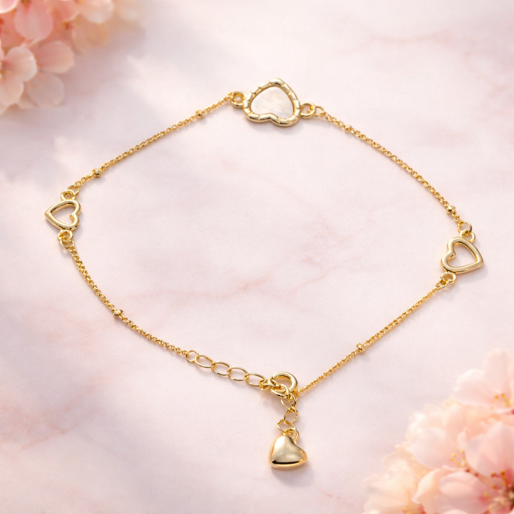 Gold Heart Charm Bracelet with Mother of Pearl