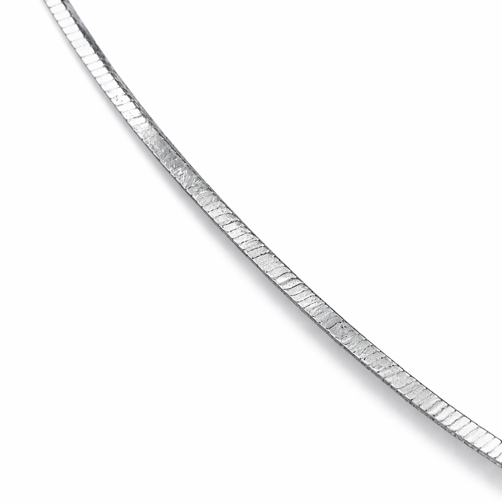 Sleek Minimal Pretty Necklace
