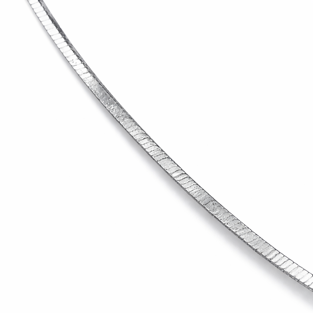 Sleek Minimal Pretty Necklace