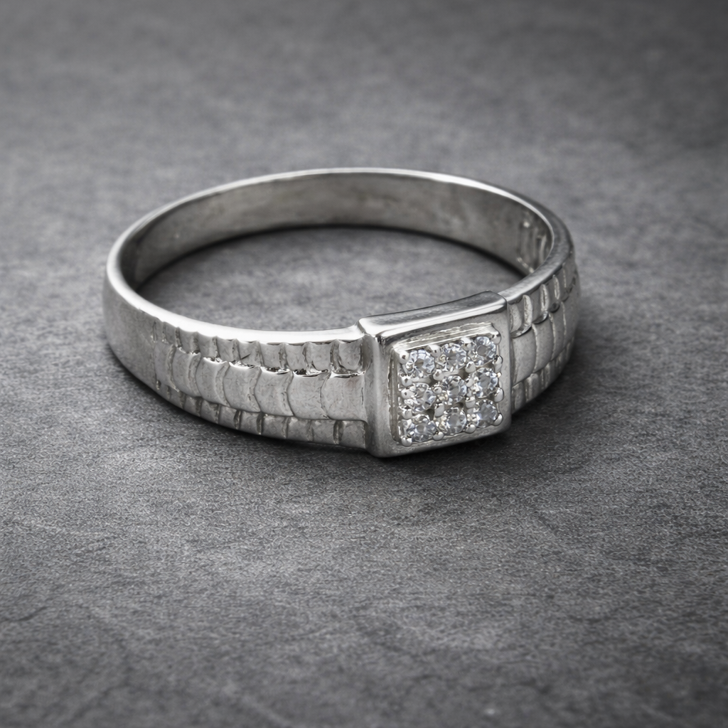 9 Zircons Patterned Ring