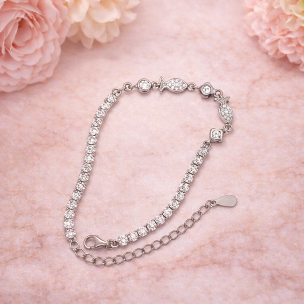 Lucky Mini-Fish Bracelet