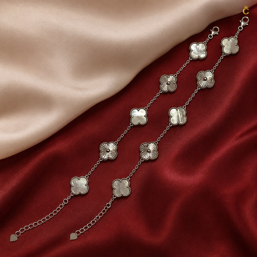 Celestora Moon Pearl Clover Van cliff Bracelet