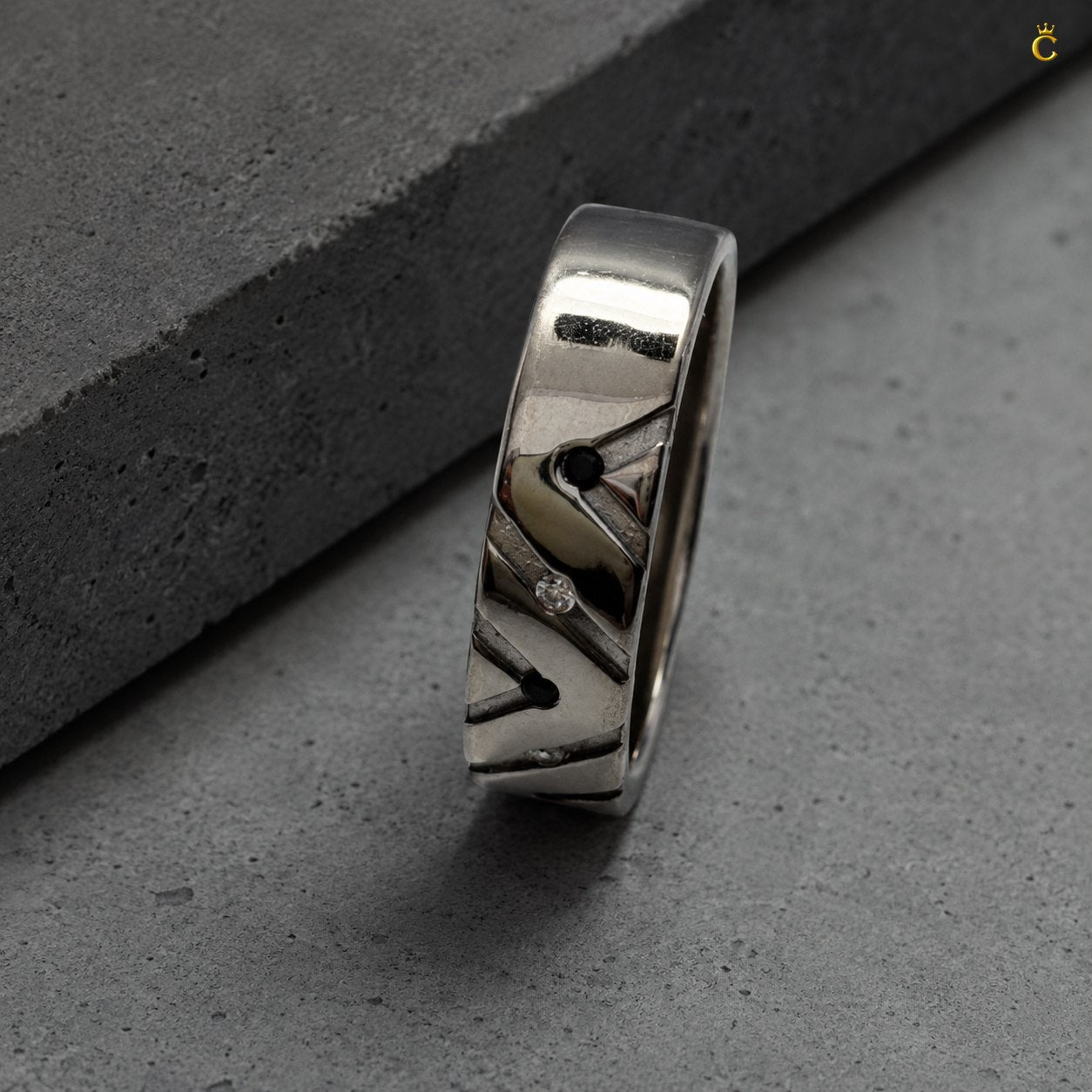 ZigZag Ring Men With Black Stone