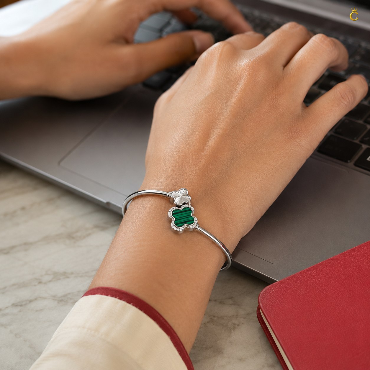 Celestora-Silver Green Clover Open Cuff / Band (Van Cleef inspired)