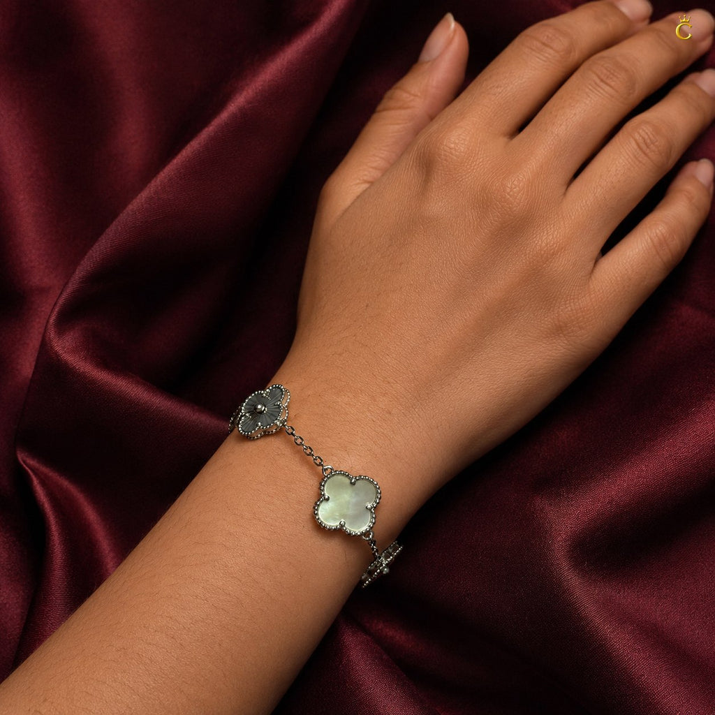 Celestora Moon Pearl Clover Van cliff Bracelet