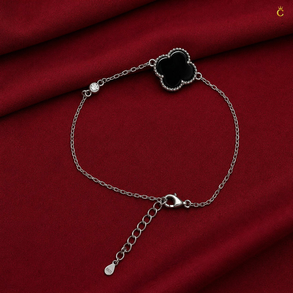 Celestora - Onyx Single Clover Van cliff Zircon studded Bracelet