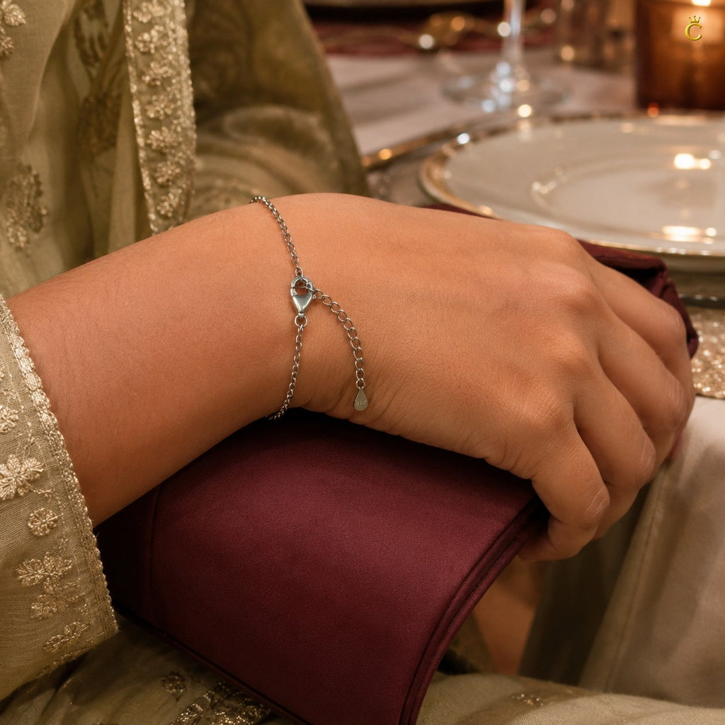 Celestora Onyx Black Clover Van cliff Bracelet