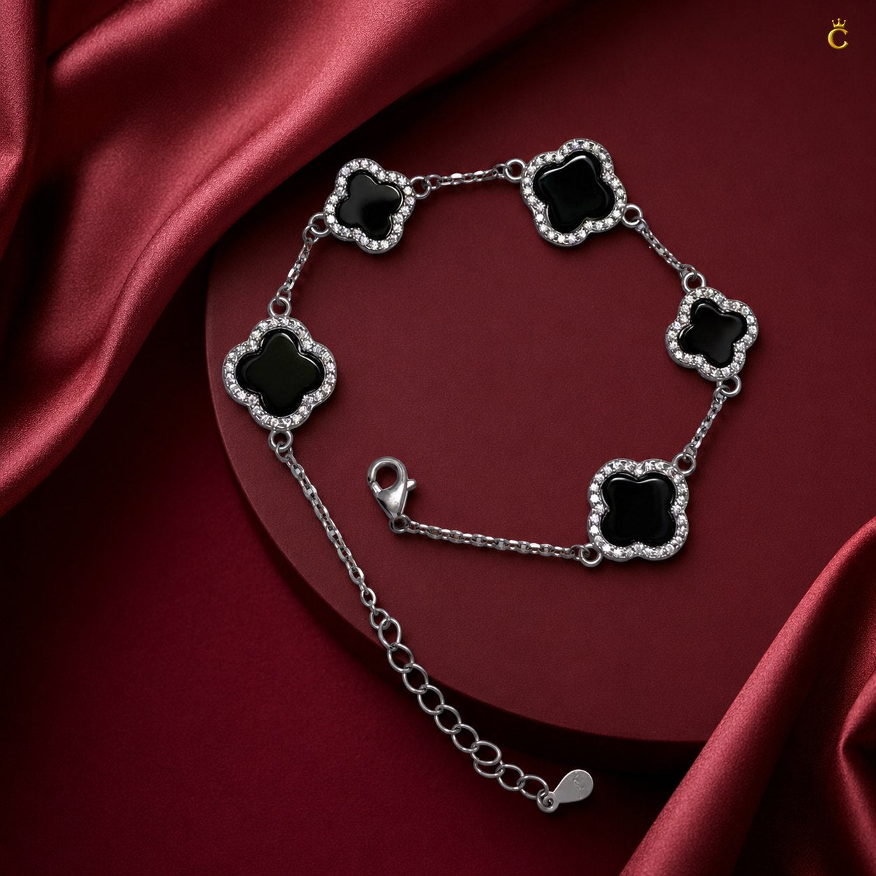 Celestora Luxurious Black 5 Clovers Van cliff Bracelet