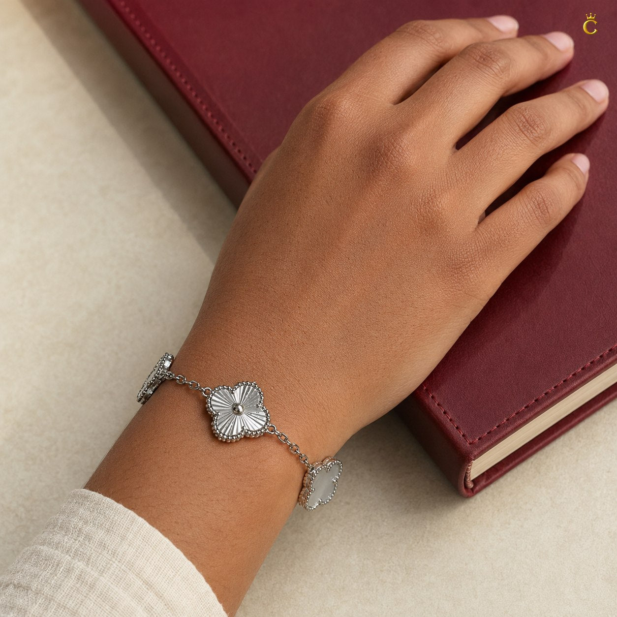 Celestora Moon Pearl Clover Van cliff Bracelet