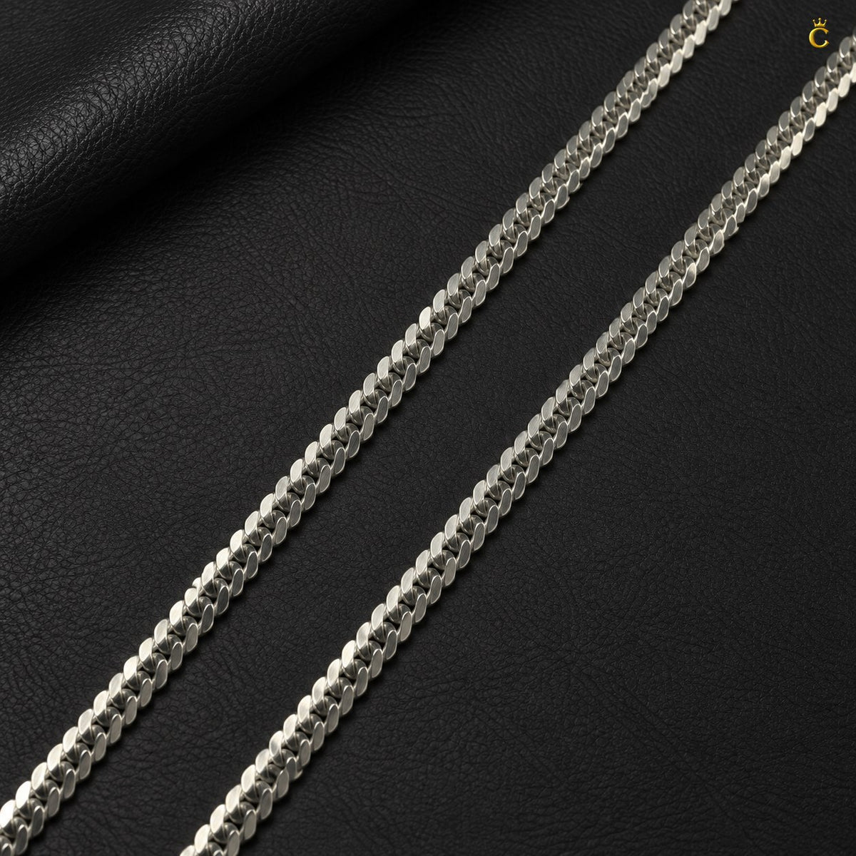 Royale Velora Silver chain