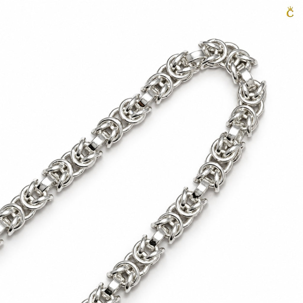 Twisted interlinked silver chain
