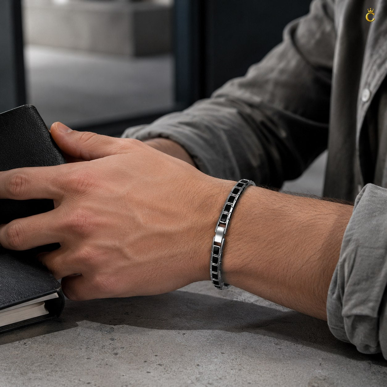 Men's Silver Geometric Link Bracelet with Black Inlay