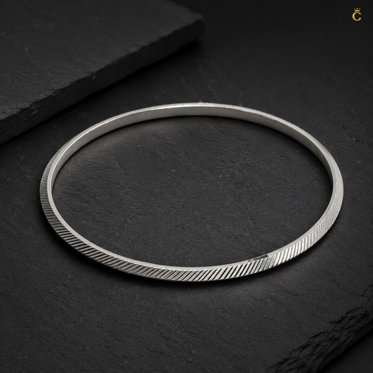 Diagonal Cut Kada for Men