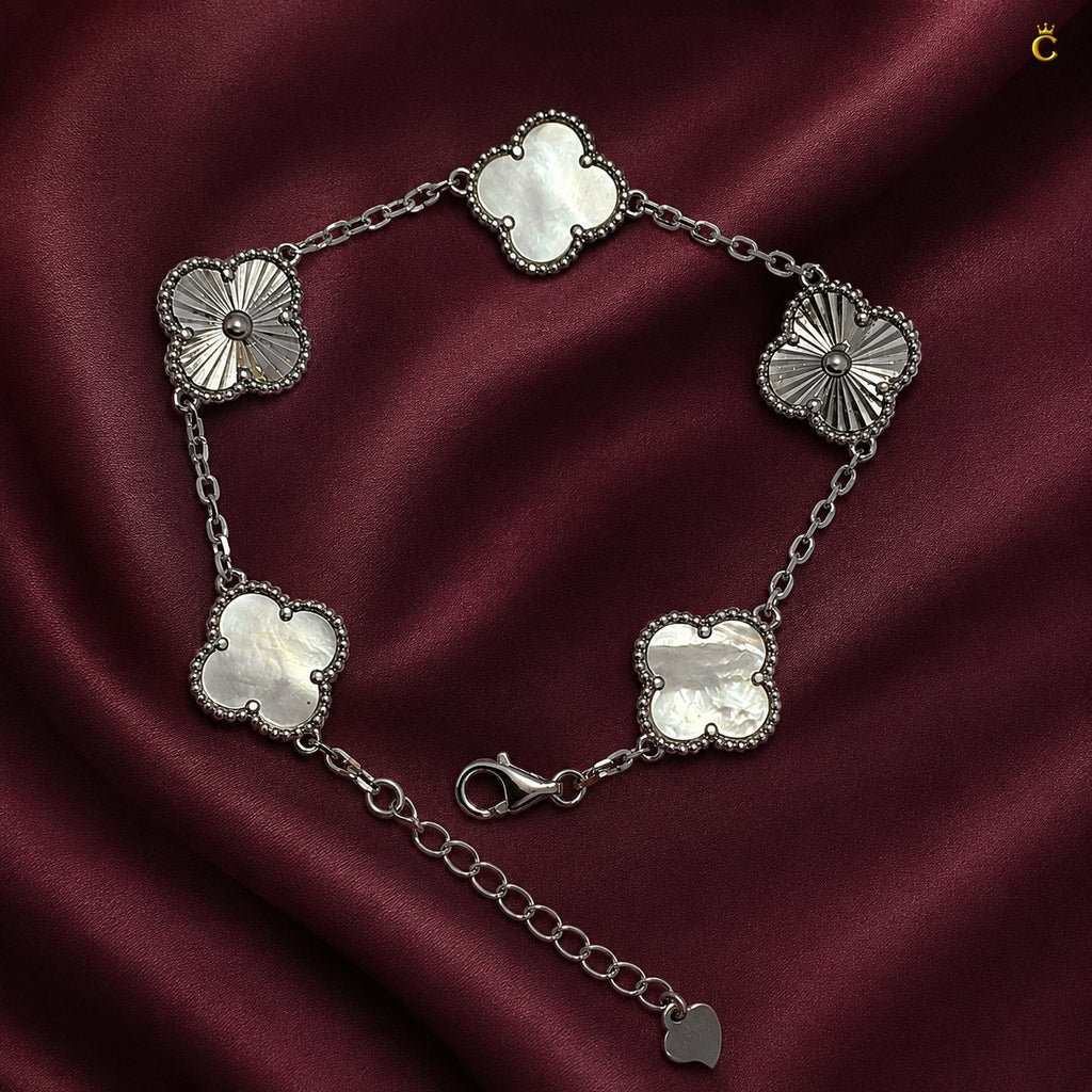 Celestora Moon Pearl Clover Van cliff Bracelet