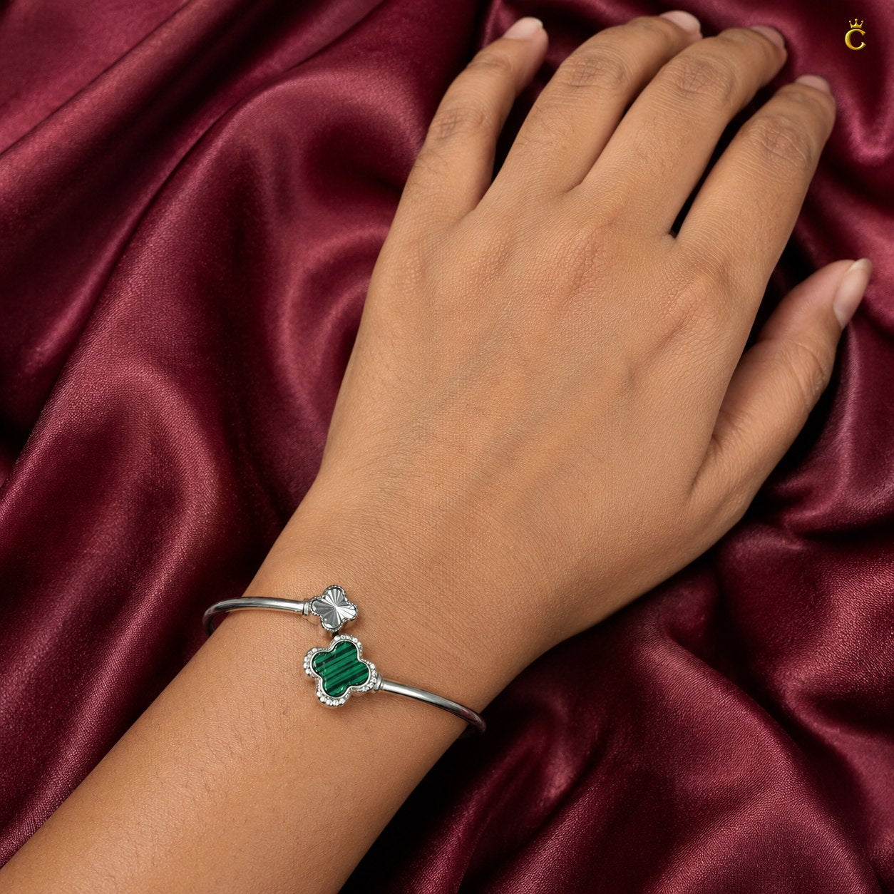 Celestora-Silver Green Clover Open Cuff / Band (Van Cleef inspired)