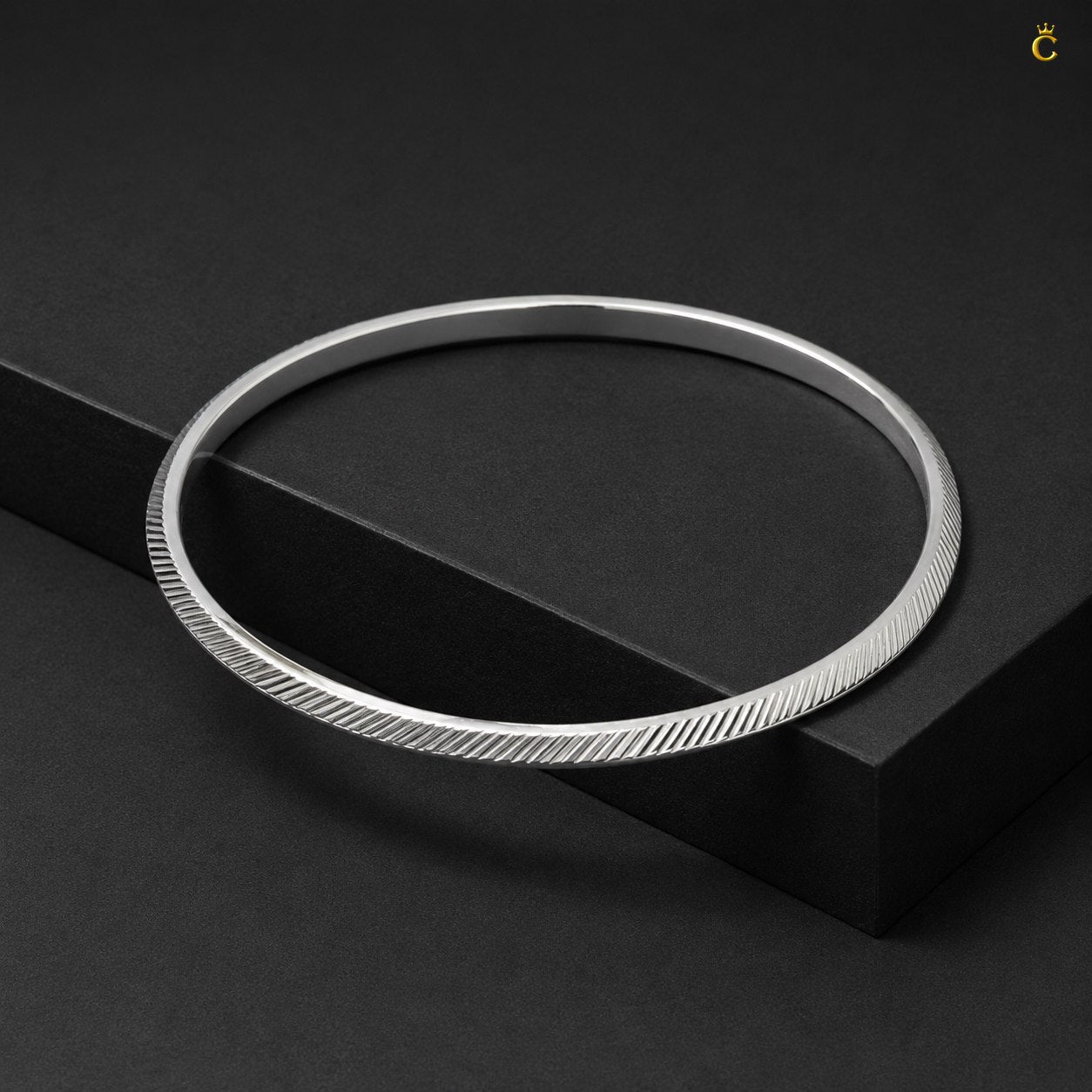 Diagonal Cut Kada for Men