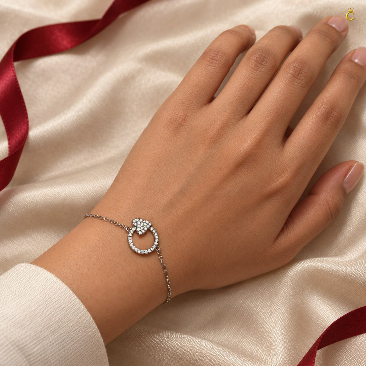 Premium minimal Love bracelet