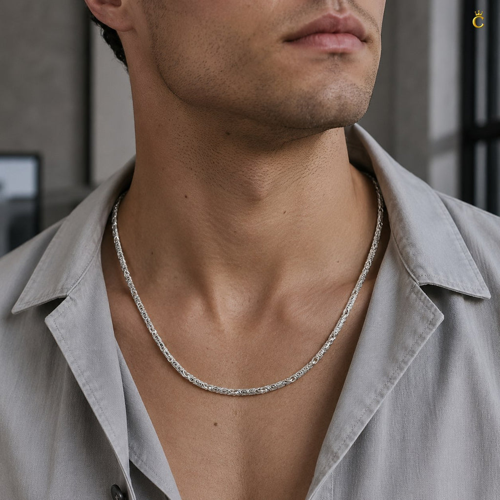 Detailed Ancient Royal Texture Silver Chain