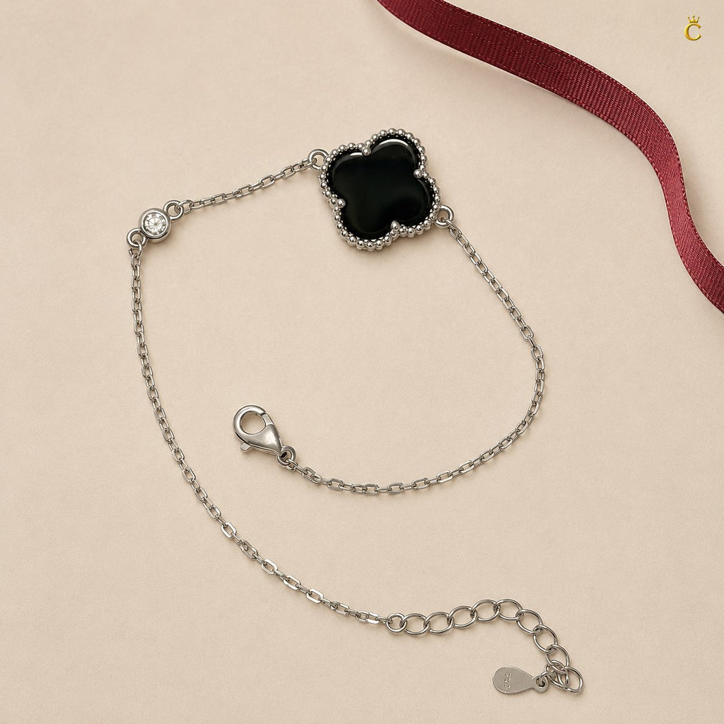 Celestora - Onyx Single Clover Van cliff Zircon studded Bracelet